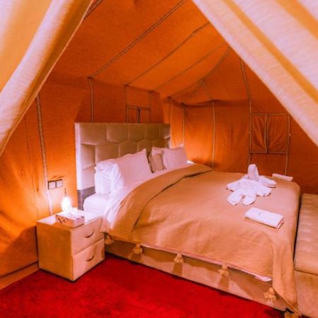 Готель Sahara Family Luxury Camp Мерзуга Екстер'єр фото