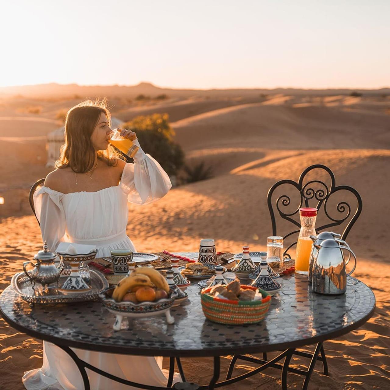 Готель Sahara Family Luxury Camp Мерзуга Екстер'єр фото